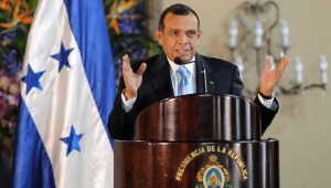 El expresidente de Honduras Porfirio Lobo en 2010. (Foto: ORLANDO SIERRA/AFP vía Getty Images)