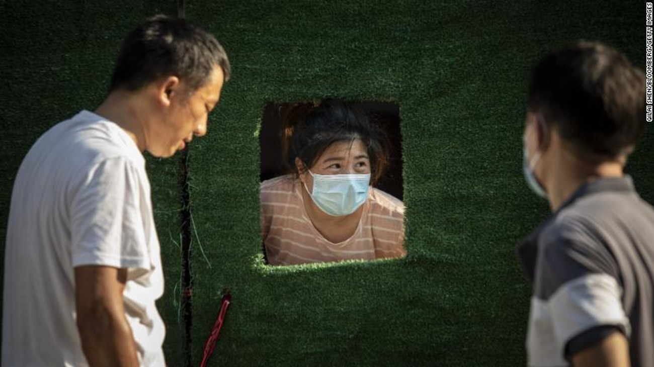 Shanghai fears a new quarantine as millions of people are tested for covid-19 amid sweltering heat