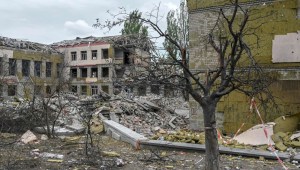 A más de cinco meses de iniciada la guerra, Rusia intensifica sus ataques al este de Ucrania
