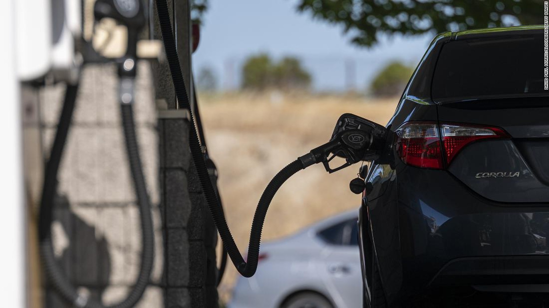 Vuelve la gasolina por menos de US$ 4 el galón en algunas zonas de EE.UU.