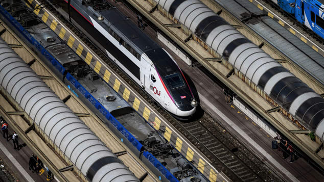 Los trenes TGV de Francia llevan décadas prestando servicios de alta velocidad. (Foto: Jeff Pachoud/AFP/Getty Images)