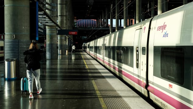 Los trenes de alta velocidad transfronterizos en red podrían sustituir al transporte aéreo. (Foto: Jesús Hellín/Europa Press/Getty Images)