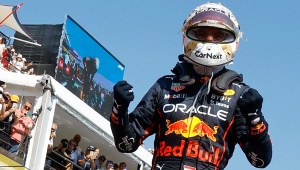 Max Verstappen celebra su victoria este domingo en el Gran Premio de Francia, el 24 de julio de 2022. (Foto: ERIC GAILLARD/POOL/AFP vía Getty Images)