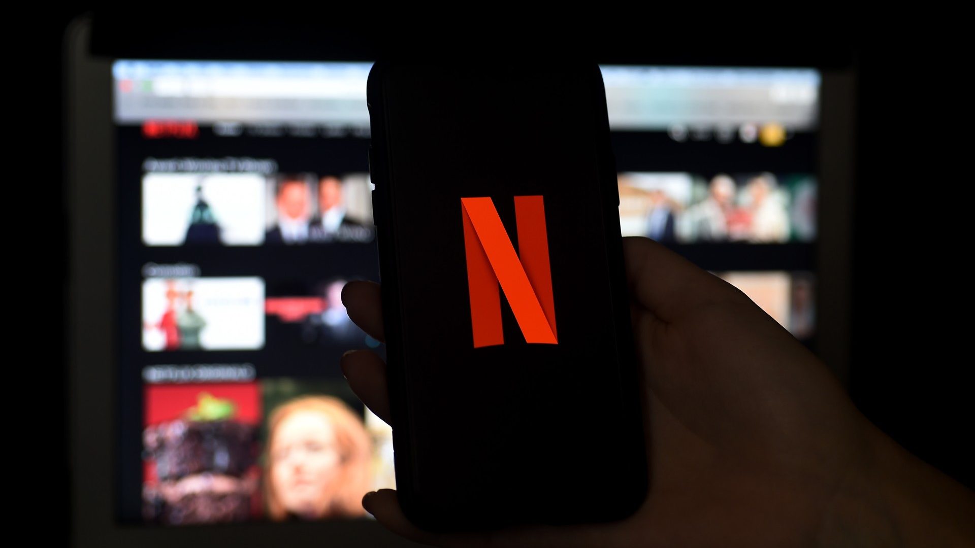 Netflix suspende el cobro extra de "agregar una casa", pero no será gratis  compartir cuentas en 5 países de Latinoamérica