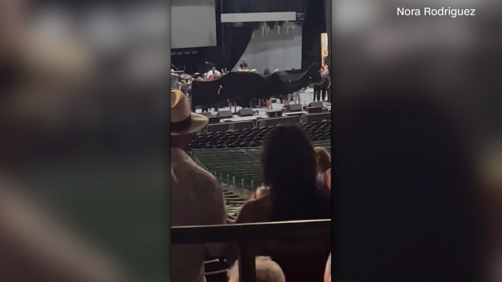 Carlos Santana collapses during a cafe concert