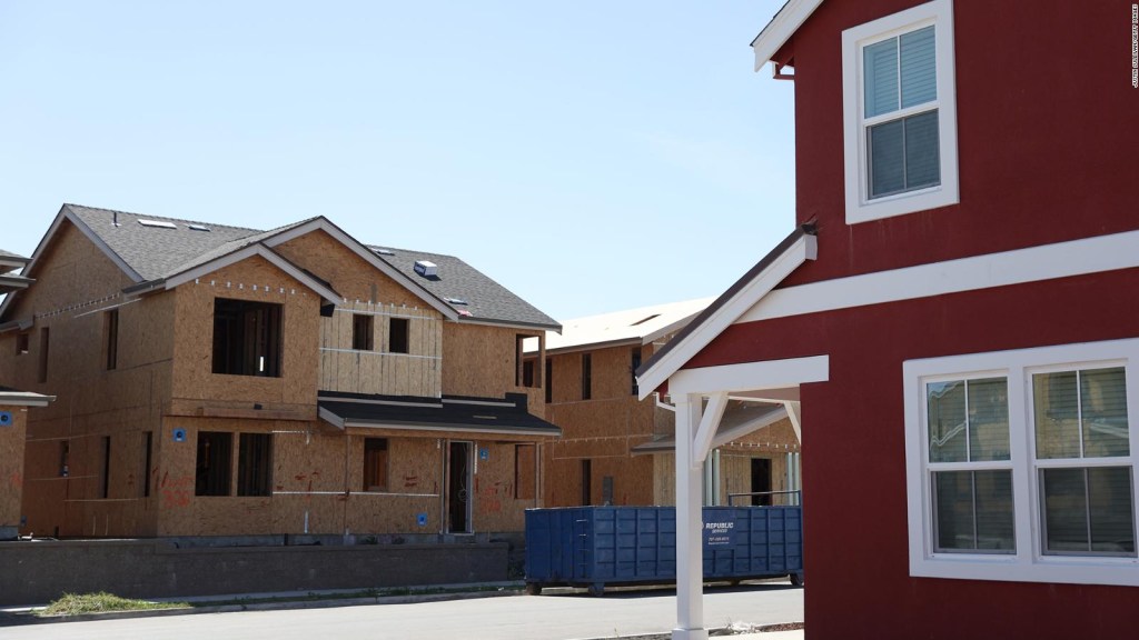 Bajan el mercado de viviendas unifamiliares en EE. UU.