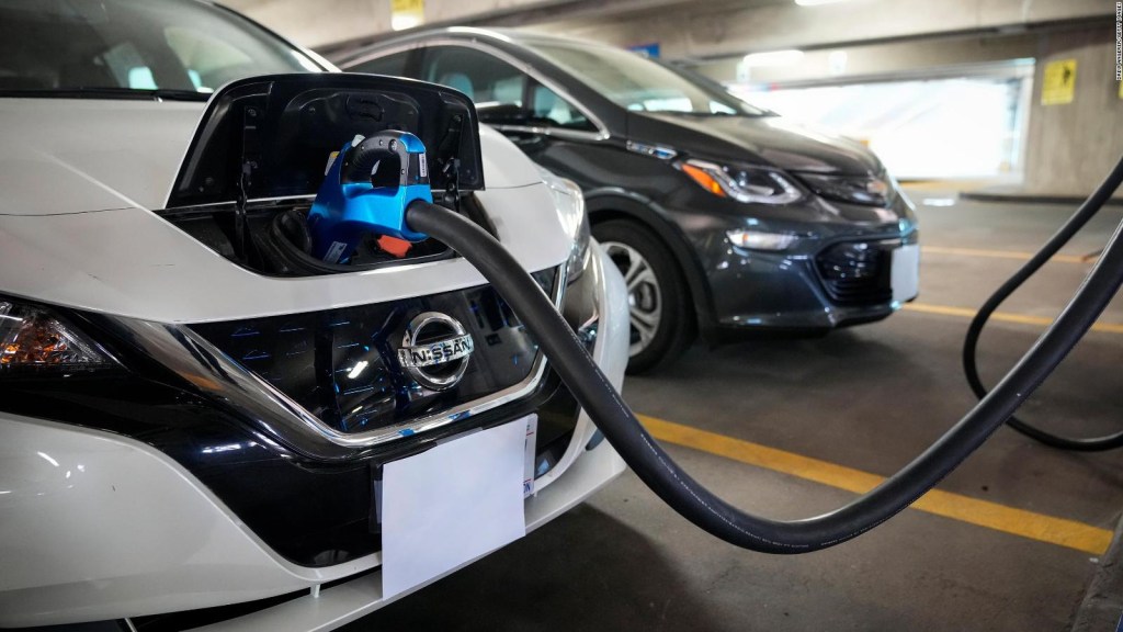 What is the new law on subsidies for electric cars in the US?