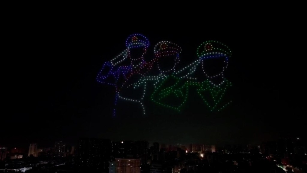 About 600 drones light up the Chinese sky to celebrate 95 years of the People's Liberation Army