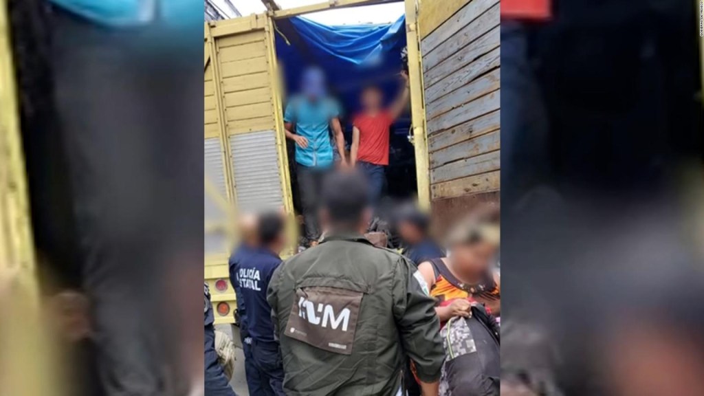 México salva a 116 migrantes que viajaban en camión