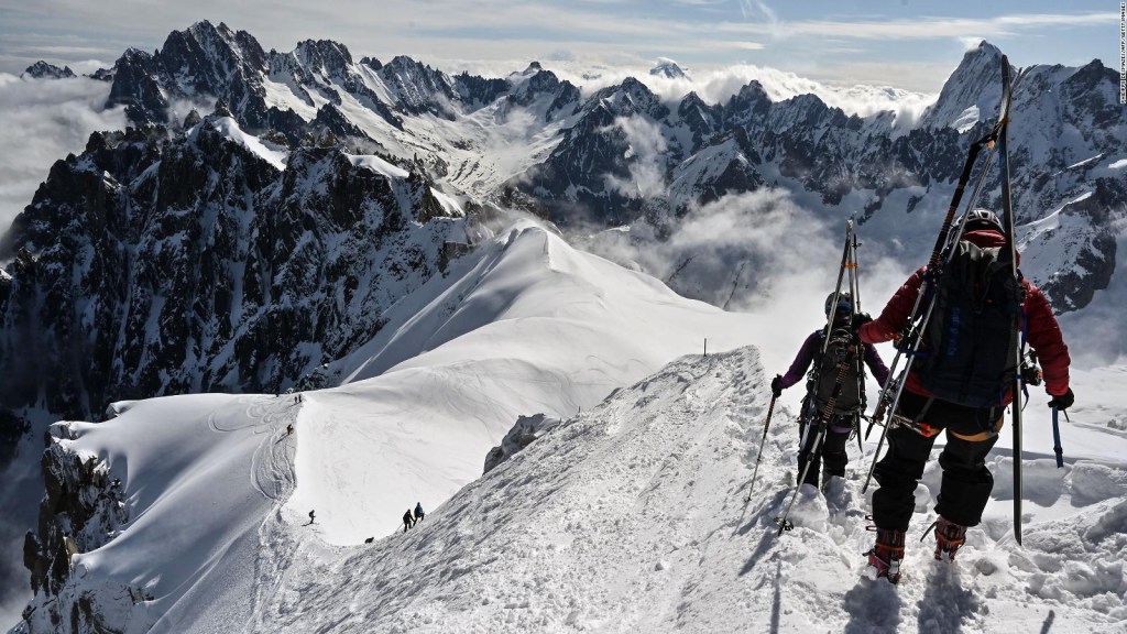 Climbing to the top of Mont Blanc would now come at a cost