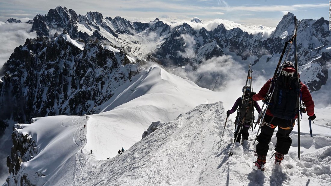 Escalar la cima del Mont Blanc ahora tendría un costo