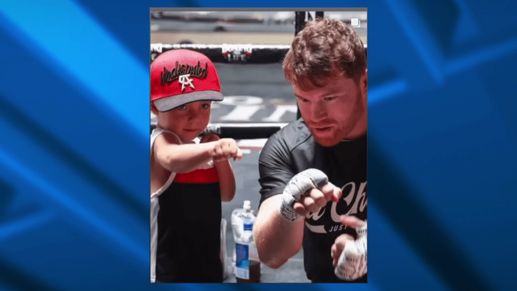 Canelo Álvarez shows off his son's boxing skills