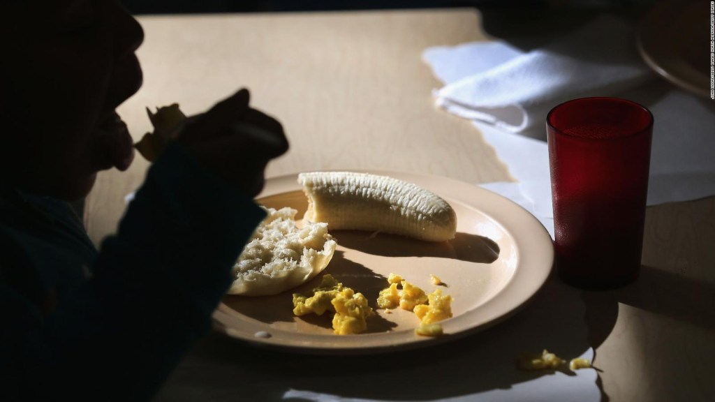 USA disappears universal free lunch in the new school year