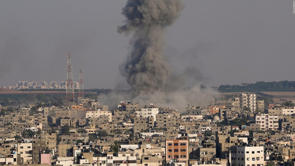 Fragile Israeli ceasefire agreement in Gaza enters into force