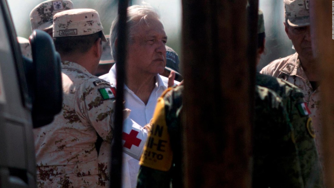 Así fue la visita de López Obrador durante los trabajos de rescate de mineros en Coahuila
