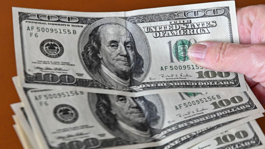 How did the US dollar become the most important currency?
