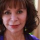 ¿Cómo empezó la primera novela de Isabel Allende?