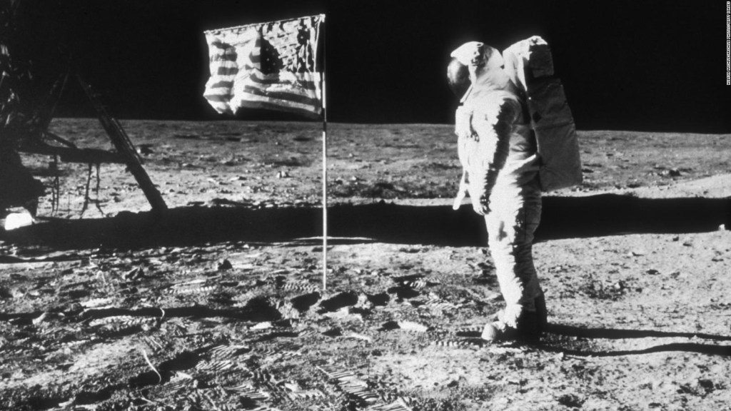 The message of "tailor" from NASA to those who deny the arrival on the Moon