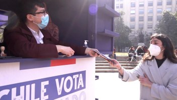 Chilenos obtienen propuesta de la nueva Constitución antes del plebiscito