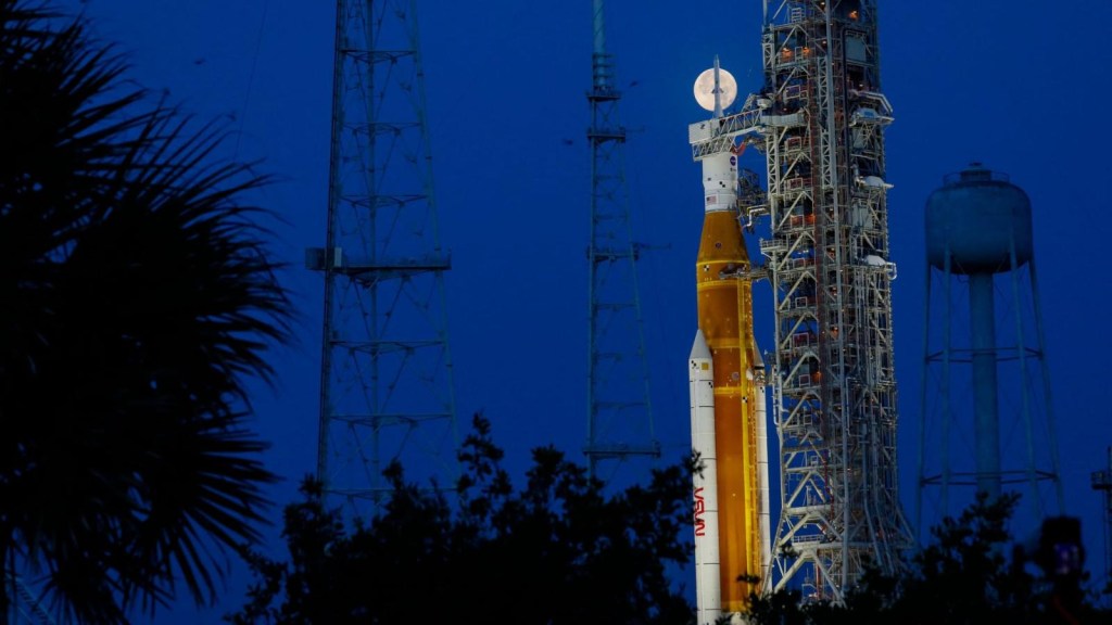 La NASA revela posibles sitios de aterrizaje de Artemis III