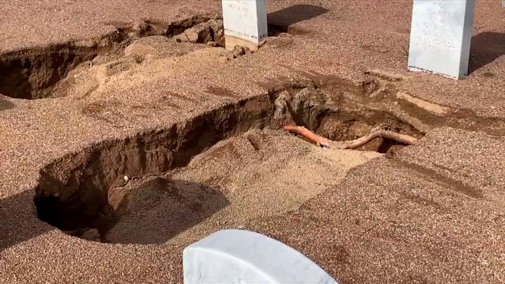 Why are the graves in this Texas military cemetery sinking?