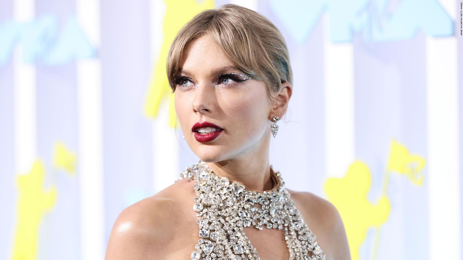 Taylor Swift brilló en un vestido "flapper" en los MTV Video Music Awards