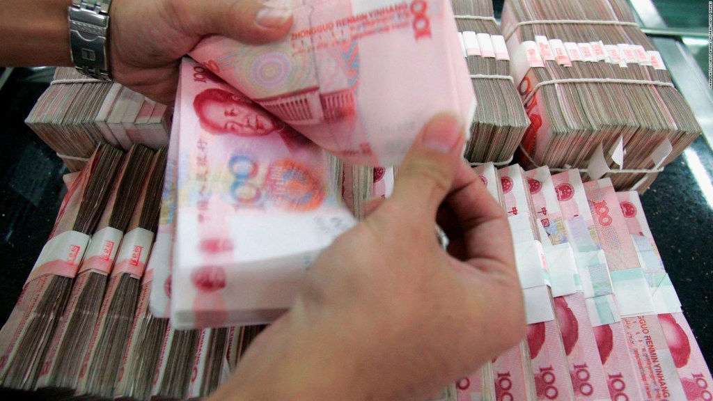 Chinese yuan falls to its lowest level since 2020