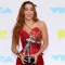 Anitta recibe con emoción su primer premio en los MTV Video Music Awards