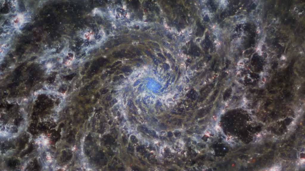 Webb takes incredible photos of the heart of the Ghost Galaxy