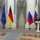 El canciller de Alemania junto a Putin. Alemania es uno de los países de Europa que se opone a castigar a los ciudadanos rusos por la guerra