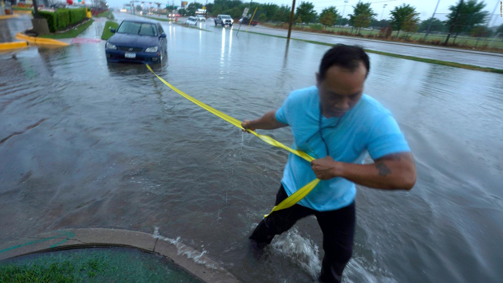 Lluvias en Dallas alcanzan niveles que solo se ven una vez en cada