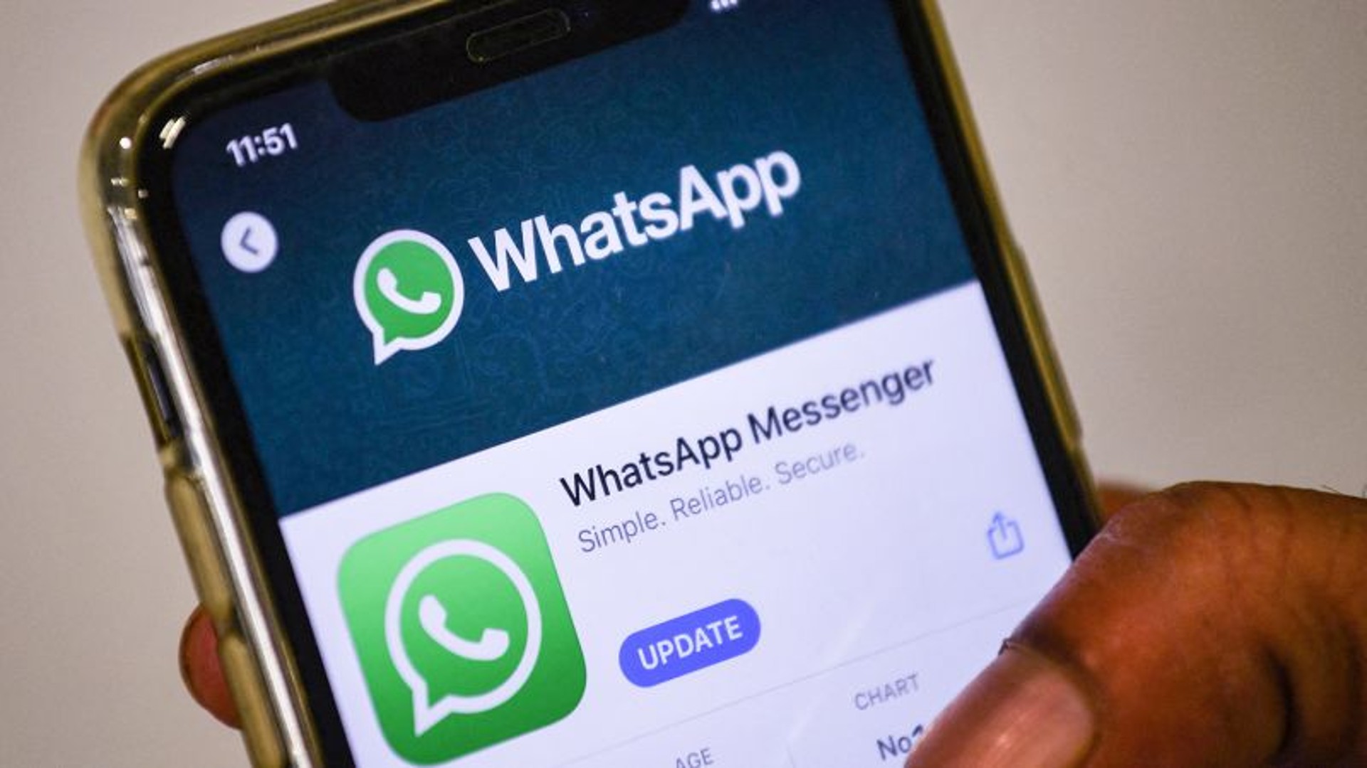 WhatsApp ya no mostrará que estás en línea y puedes elegir a quién ocultarlo