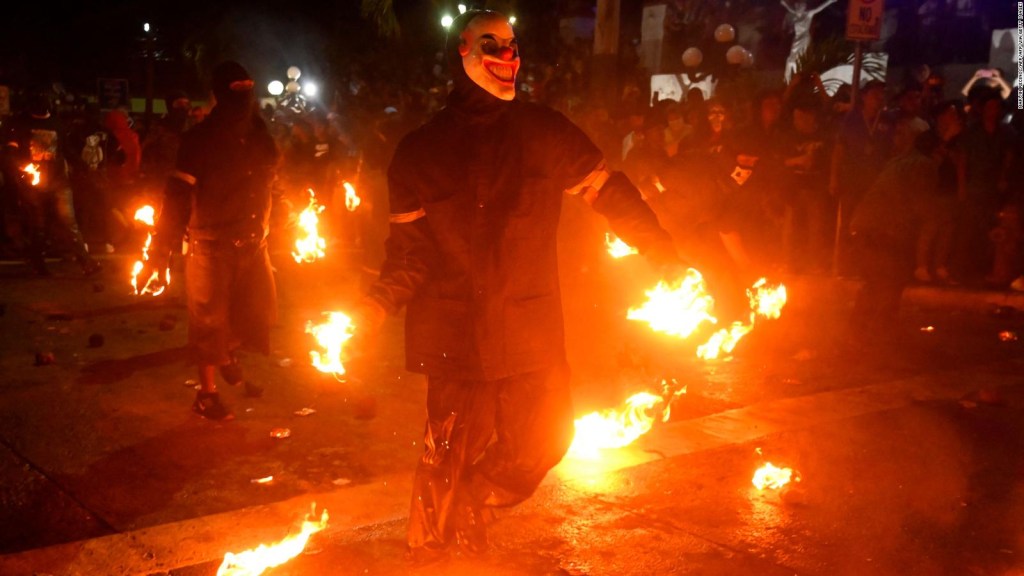 The festival "the fireballs" in El Salvador celebrates 100 years of existence