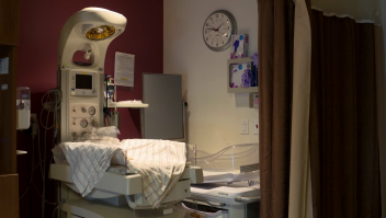 Conoce los beneficios de la inteligencia artificial en la sala de partos