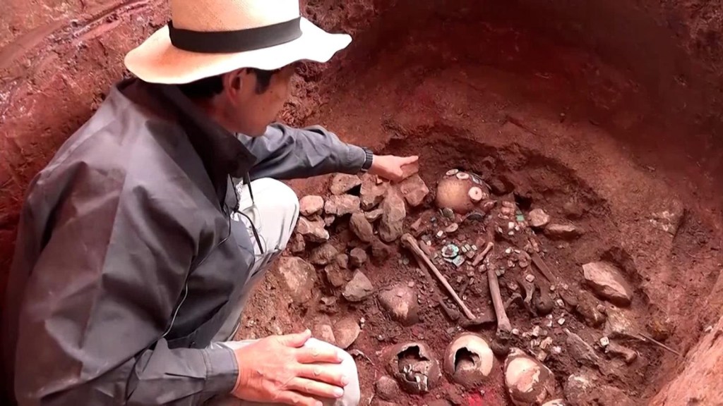 Fascinante hallazgo en una tumba de 3.000 años en Perú