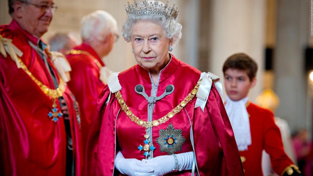 La reina fue un símbolo de unidad, dice embajador británico en México