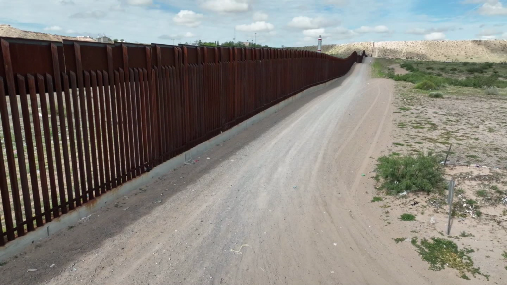 The border between Mexico and the US remains closed