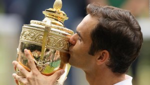 Roger Federer ganó el último de sus títulos de Wimbledon en 2017.