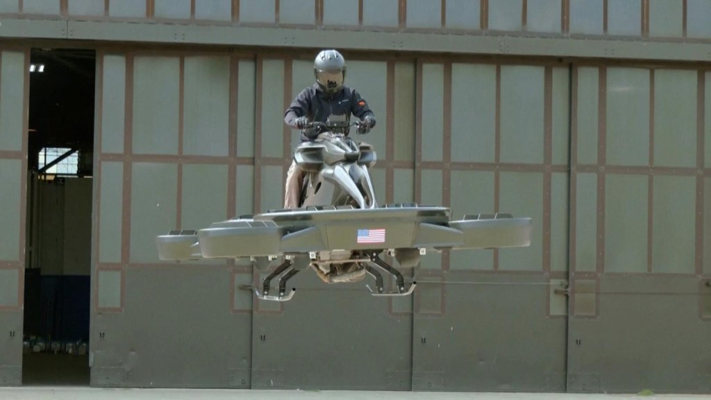 La primera motocicleta voladora del mundo hace su debut en EE.UU.