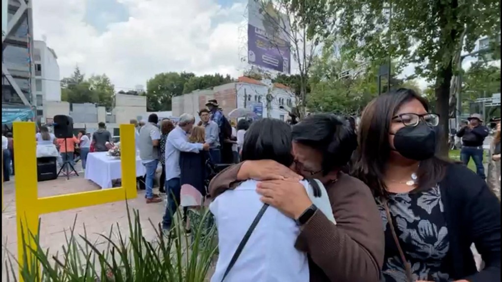 En plena conmemoración del sismo de 2017, familiares sienten temblor