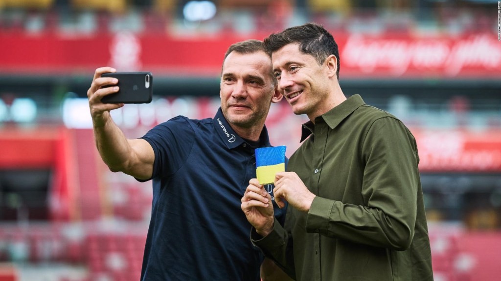 Lewandowski will wear the Ukrainian colors in Qatar 2022