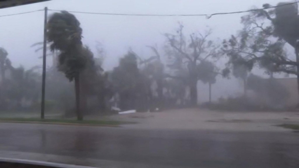It passed through the eye of the hurricane in Punta Gorda, Florida