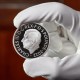 Presentan monedas del rey Carlos III en Reino Unido