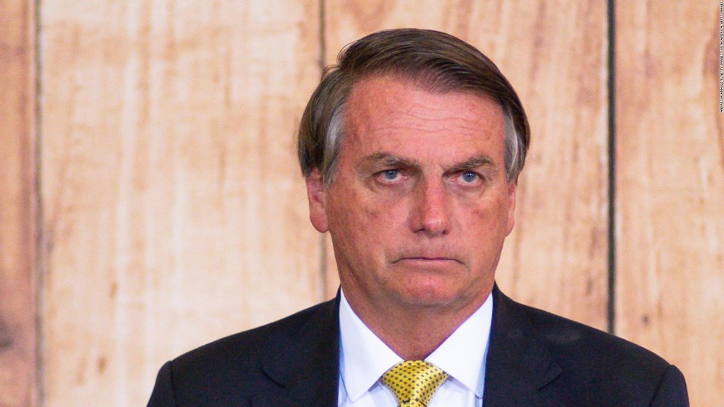 Bolsonaro sería un riesgo a la democracia, según periodista
