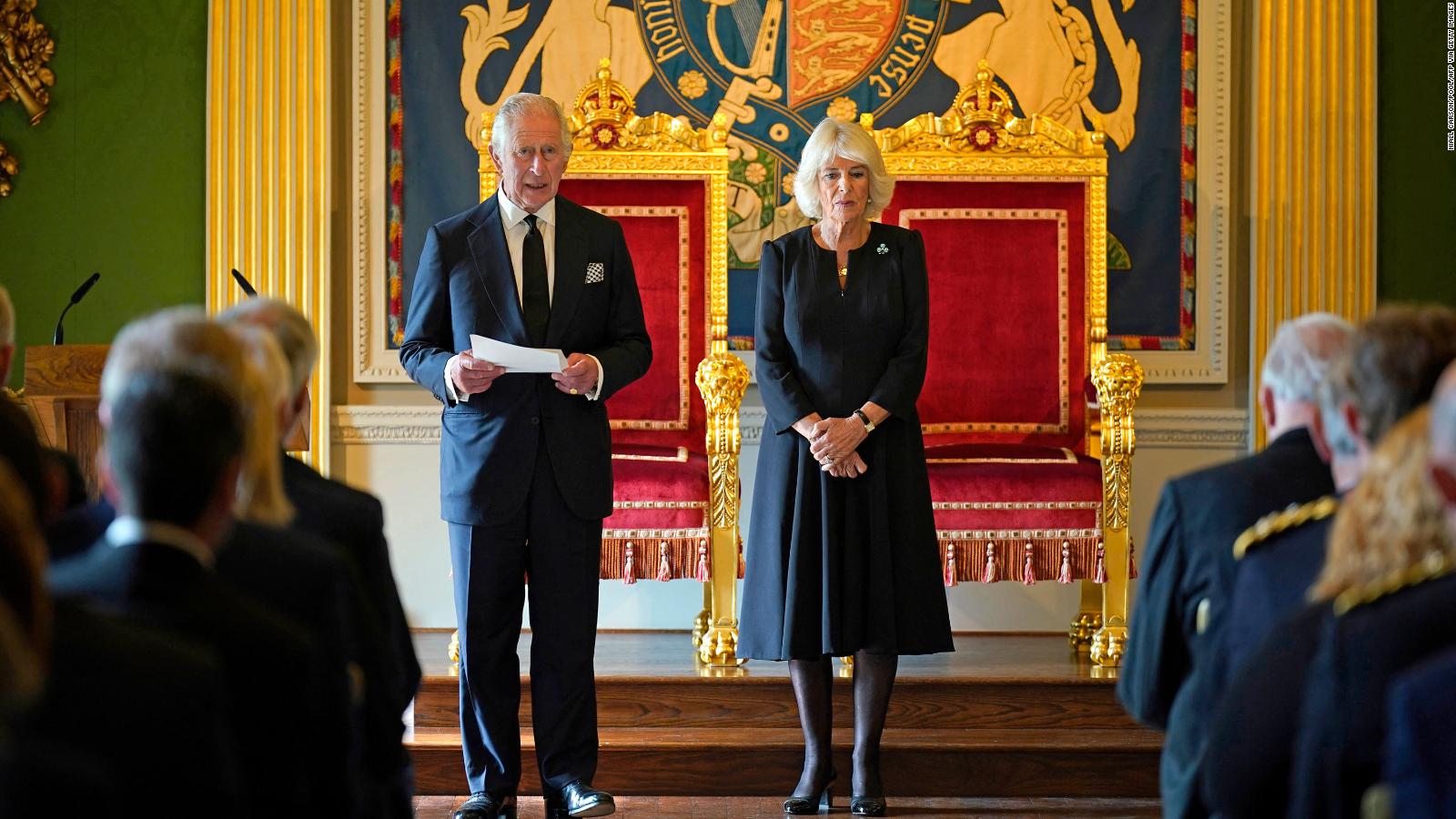 PRIMERO EN CNN: los miembros de la familia real cenaron juntos en el Palacio de Buckingham
