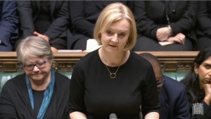 Liz Truss dimitió como primera ministra del Reino Unido tras 45 días en el cargo