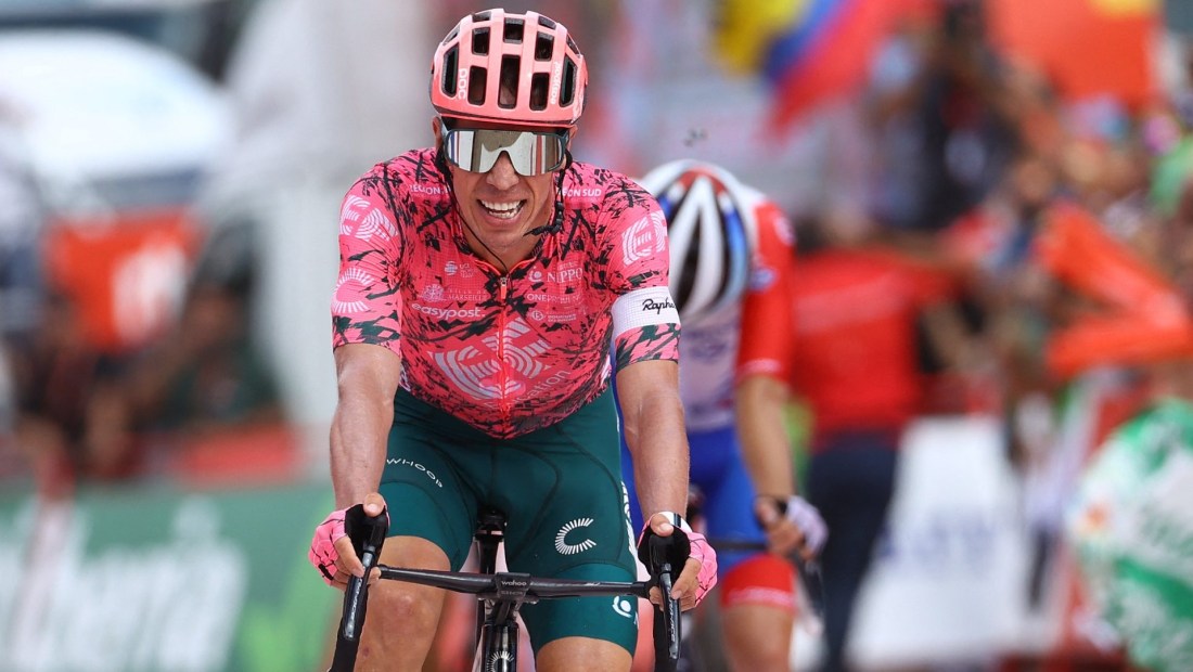 El colombiano Rigoberto Urán tras ganar la etapa 17 de la Vuelta a España 2022.