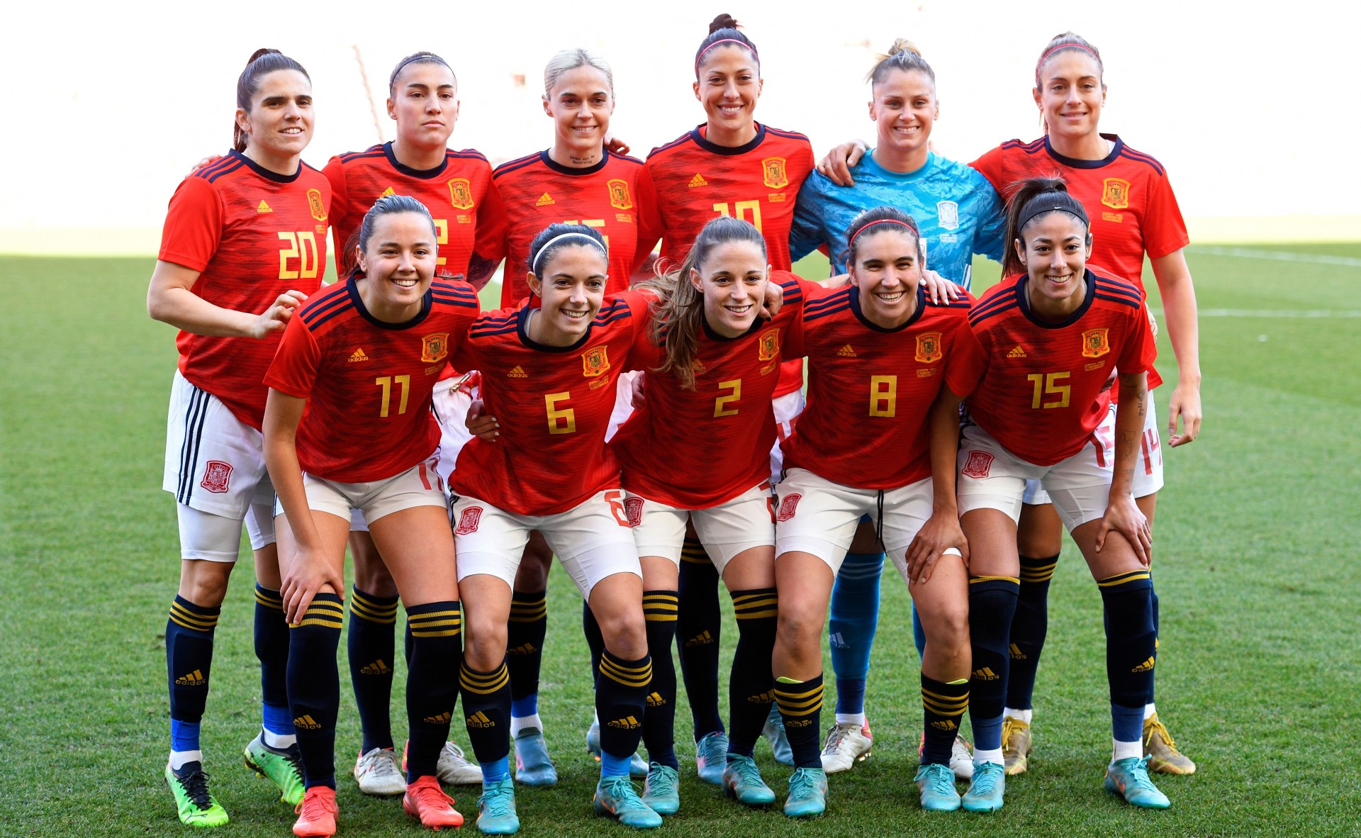 15 jugadoras de la Selección de España al equipo nacional