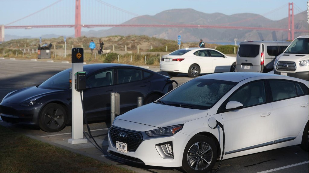 California will only sell new electric cars starting in 2035