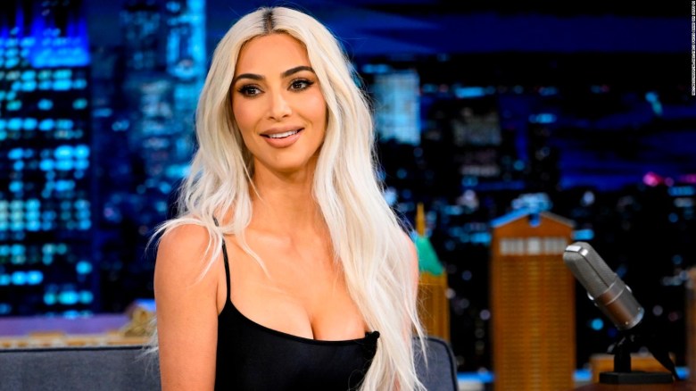 Kim Kardashian paga una multa de US$ 1,3 millones